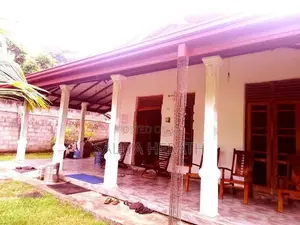 House for Sale Pinnawala Rambukkana Tourists Area