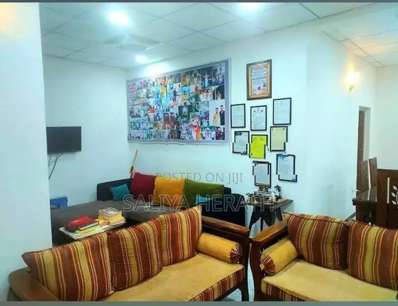 House for Sale Pinnawala Rambukkana Tourists Area
