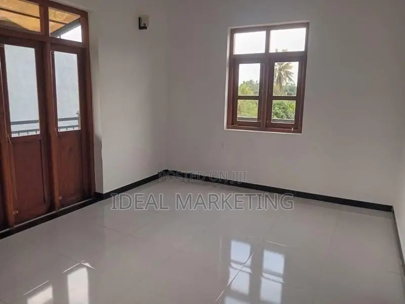 Piliyandala - Brand New House for sale