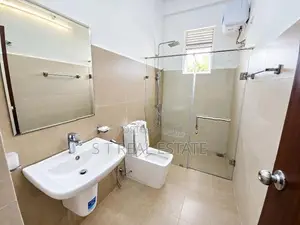 3BR Apartment For Sale in Mt Lavinia