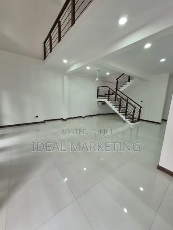 Pelawatte - Brand New Spacious House for sale