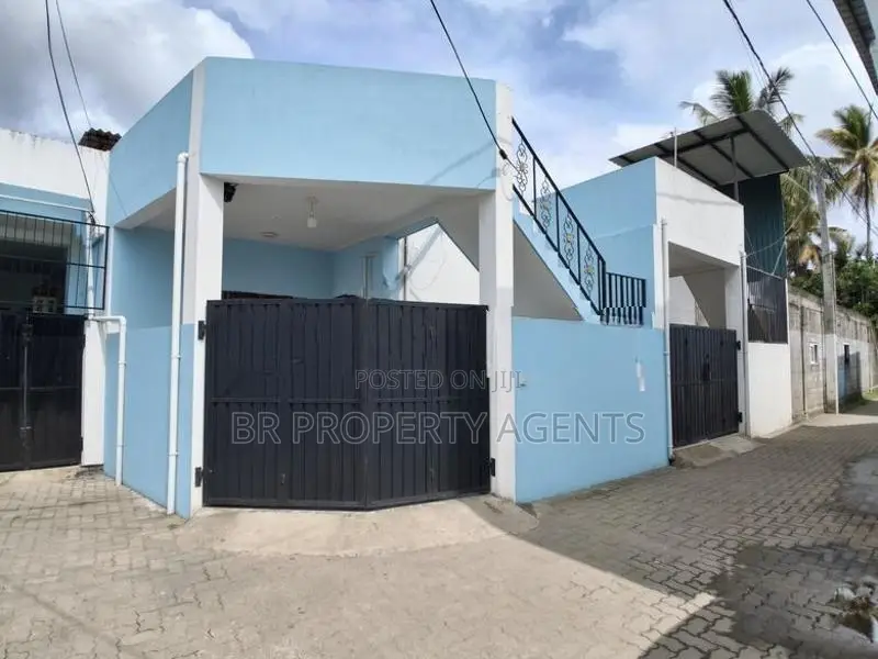 House for Sale in Wellampitiya