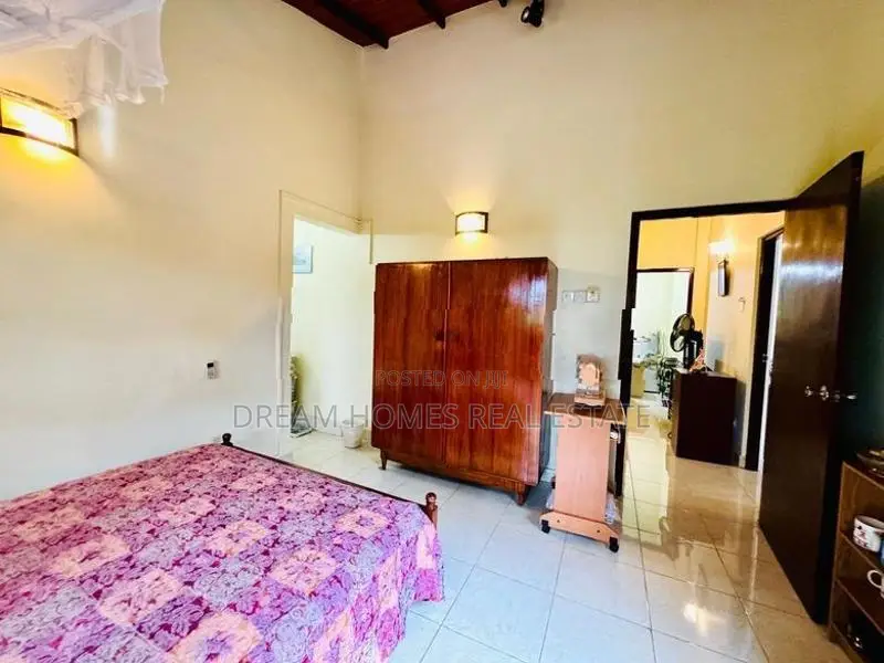 Modern 4BR House for Sale – Rajagiriya