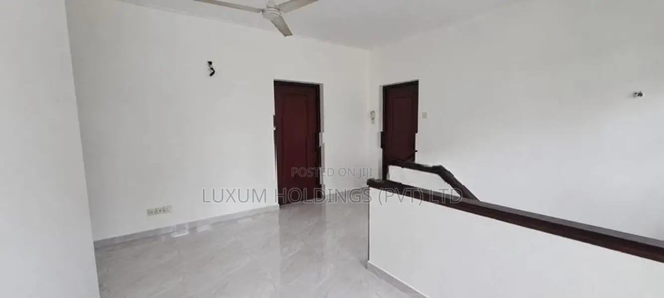 House For Rent in Maitland Crescent Colombo 07 [ 2304C ]