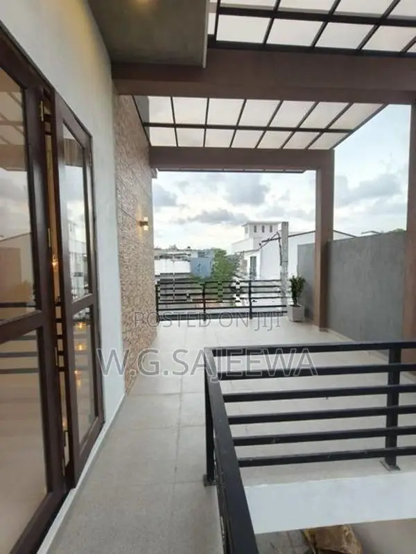 Brand new 4bedroom house for sale kasbawa, madapatha