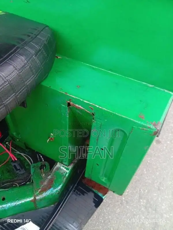 Bajaj 2 stroke 2005 Three Wheel (Used)