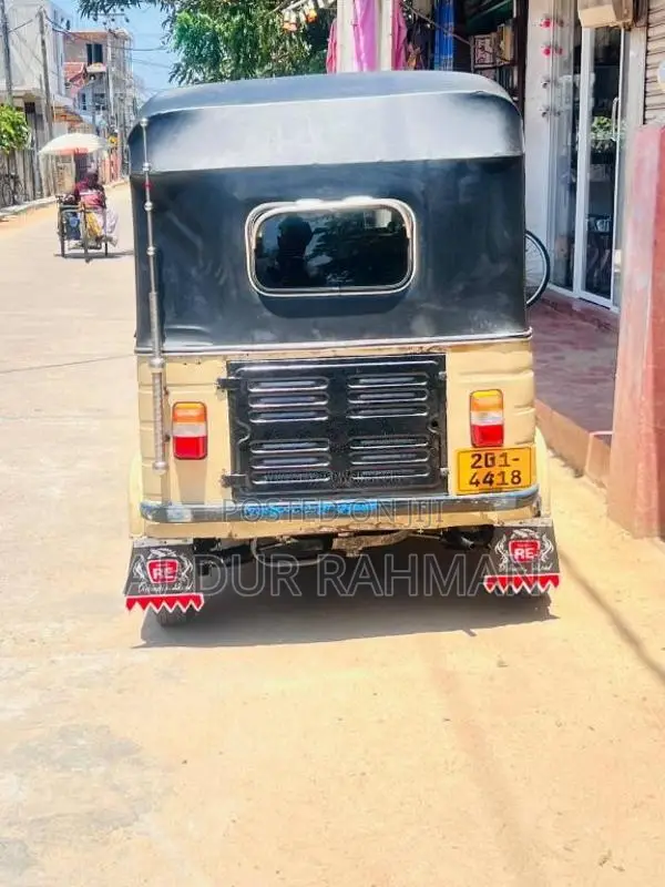 Bajaj 2 Stroke 1995 Three Wheel (Used)