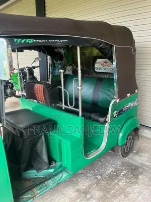 Bajaj 2 Stroke 2004 Three Wheel (Used)
