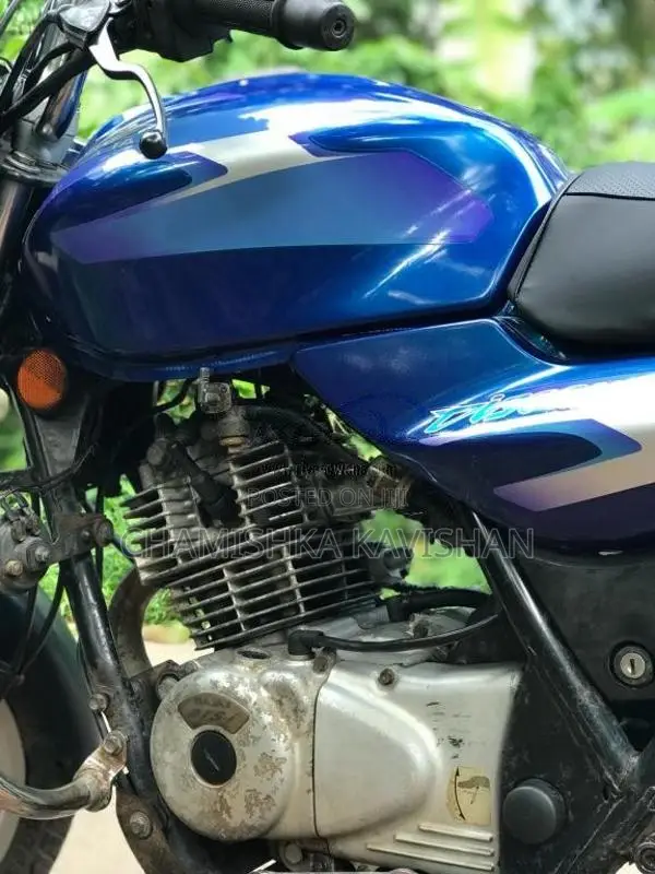 Bajaj Discover 2006 Motorbike (Used)