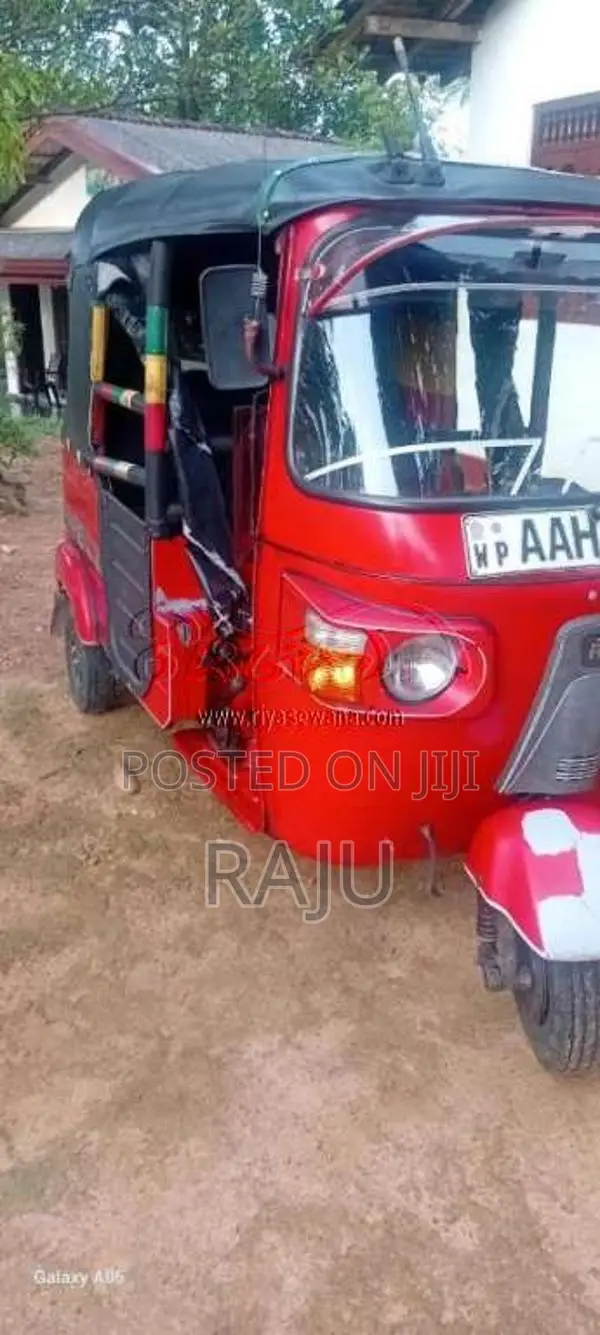 Bajaj RE 2013 Three Wheel (Used)