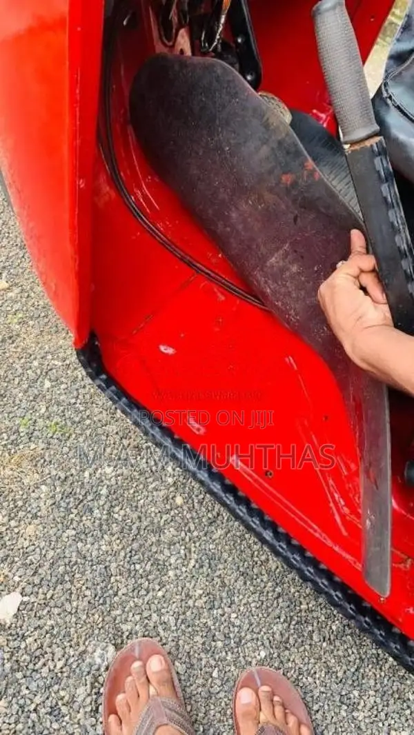 Bajaj RE 205 2012 Three Wheel (Used)