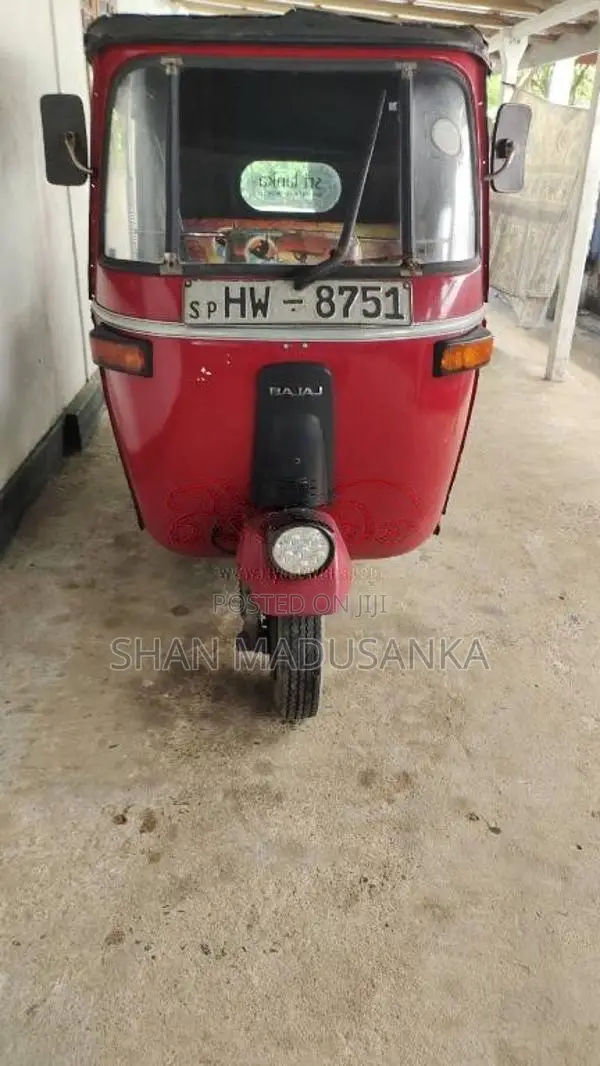 Bajaj 2 Stroke 2001 Three Wheel (Used)