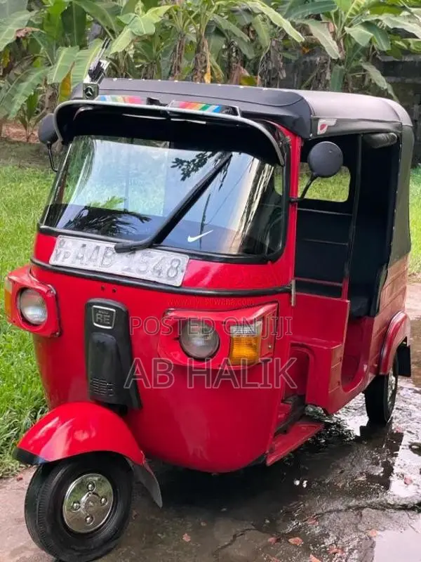 Bajaj RE 205 2012 Three Wheel (Used)
