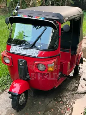 Bajaj RE 205 2012 Three Wheel (Used)