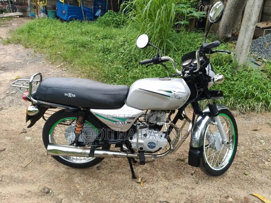 Bajaj Boxer 2003 Motorbike (Used)