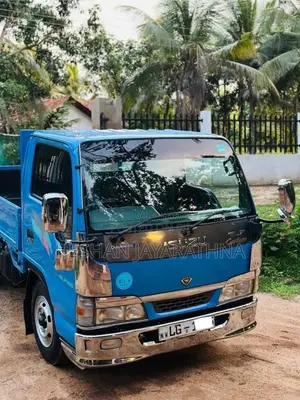 Isuzu ELF 2009 Lorry (Used)