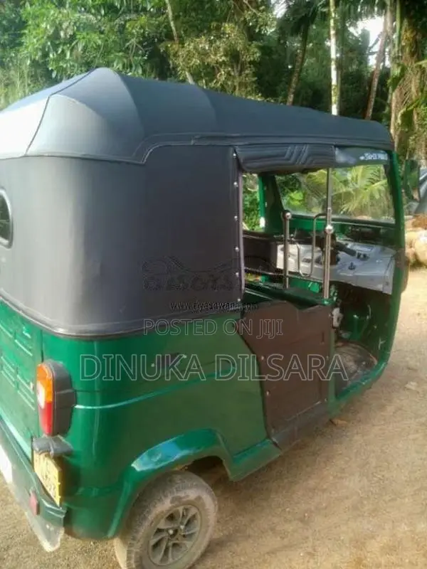 TVS King 2010 Three Wheel (Used)