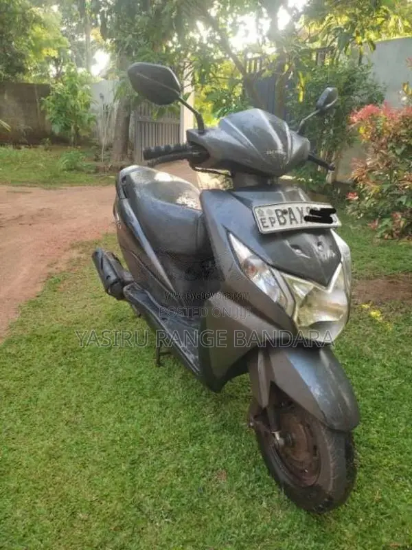 Honda Dio 2014 Motorbike (Used)