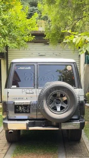 Toyota Box Prado 1990 SUV (Used)