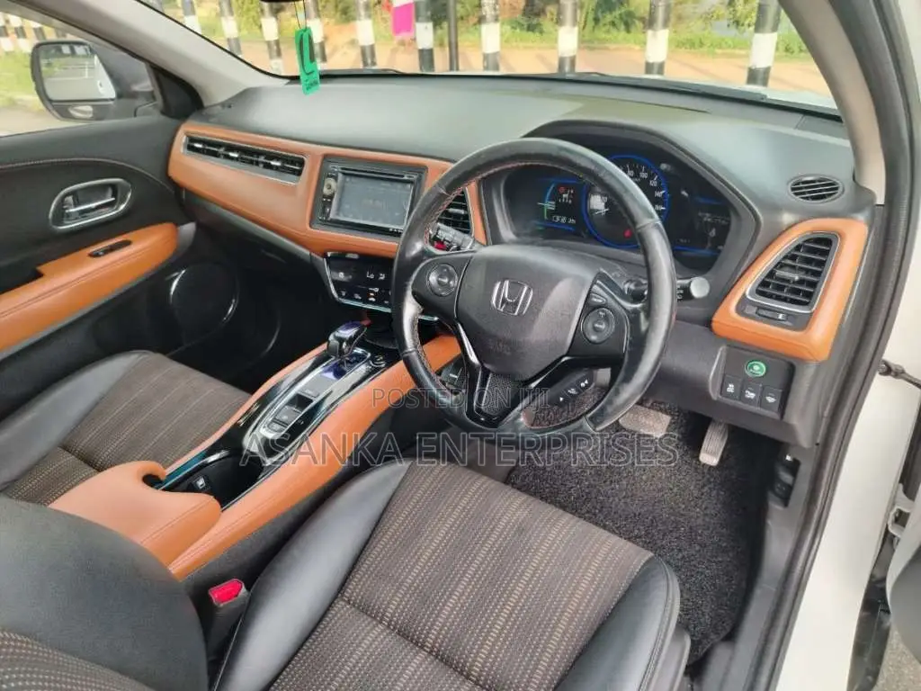 Honda Vezel Z Grade 2016 SUV (Used)