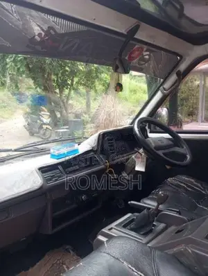 Nissan Vanette 1987 Van (Used)
