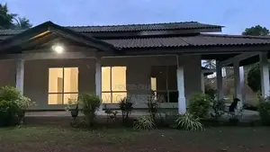 Brand New house rent in Negombo - මඩම්පැල්ල (Residential or office Sta