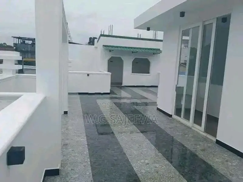Brand New 2 Storey house rent in Kandana Town