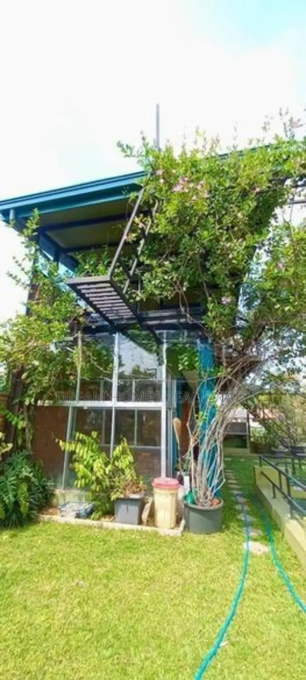 Fully Furnished Luxury House for Sale in Battaramulla