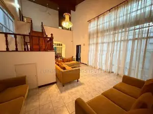 Luxury House For Rent Off Lake Drive Colombo 05 [ 817C ]