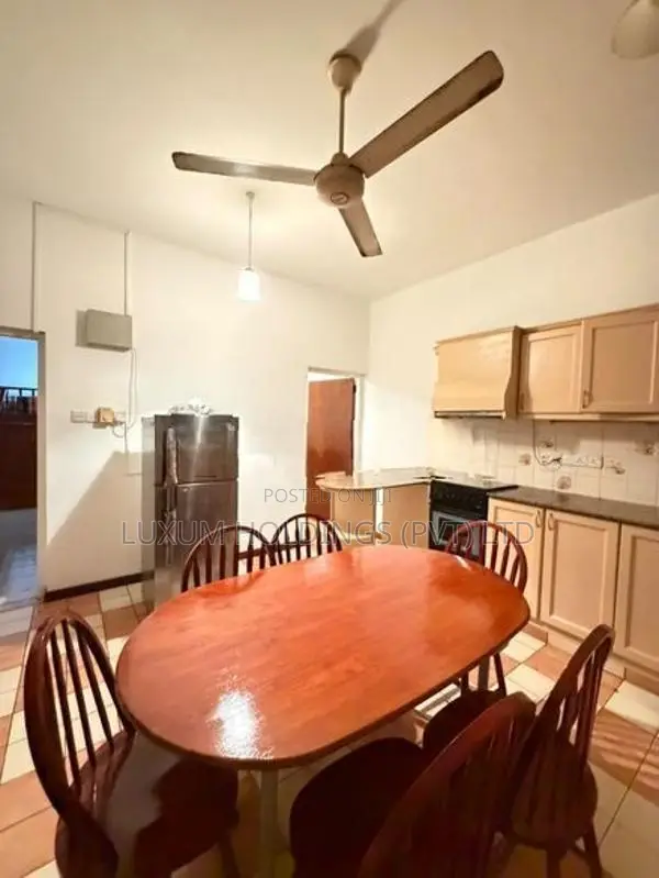 Luxury House For Rent Off Lake Drive Colombo 05 [ 817C ]