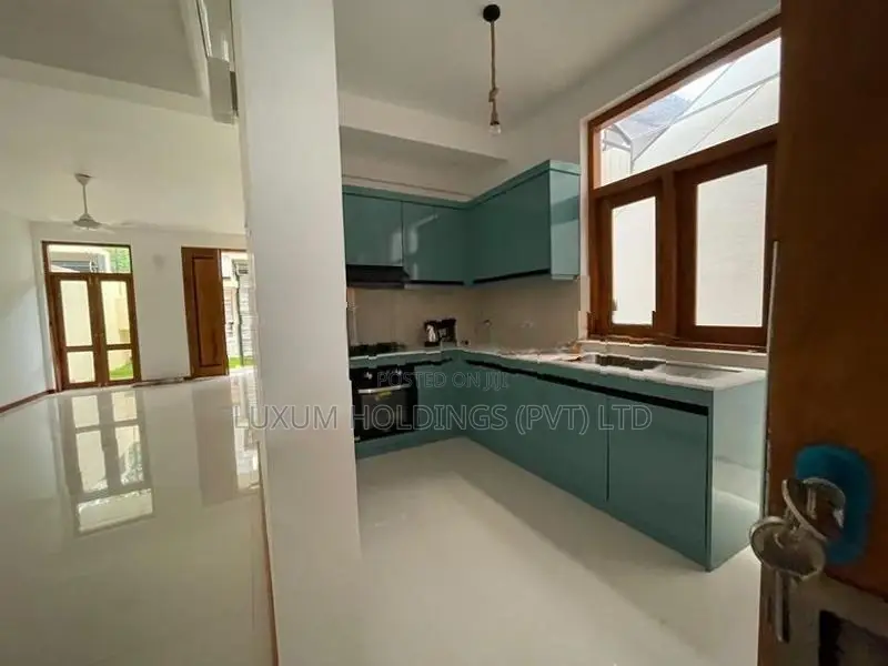 Fully A/C Brand New House For Rent In Battaramulla [ 2275C ]