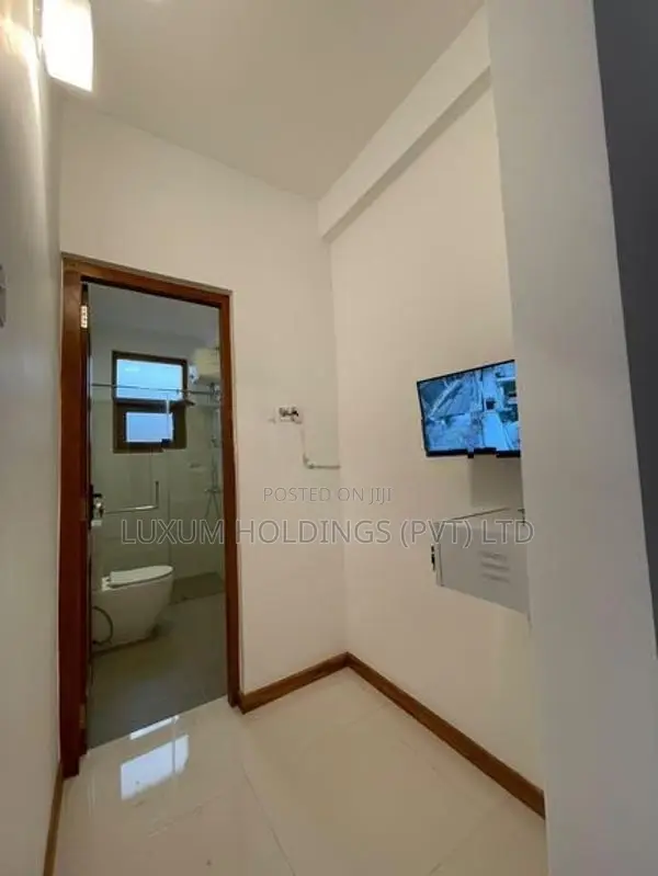 Modern A/C Office For Rent In Pelawatta Battaramulla [ 2275C ]