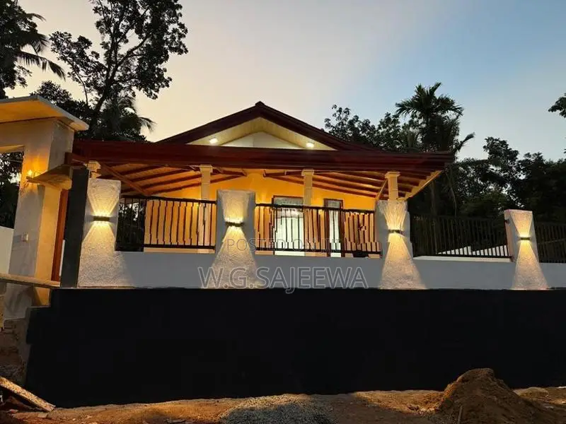 3Bedroom house for sale minuwangoda