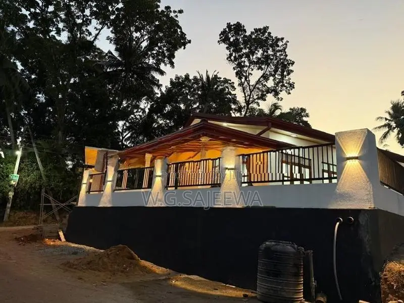 3Bedroom house for sale minuwangoda