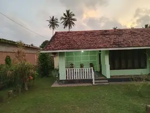 Single furnished house rent in Seeduwa (Residential or office, Staff)
