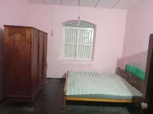 Single furnished house rent in Seeduwa (Residential or office, Staff)