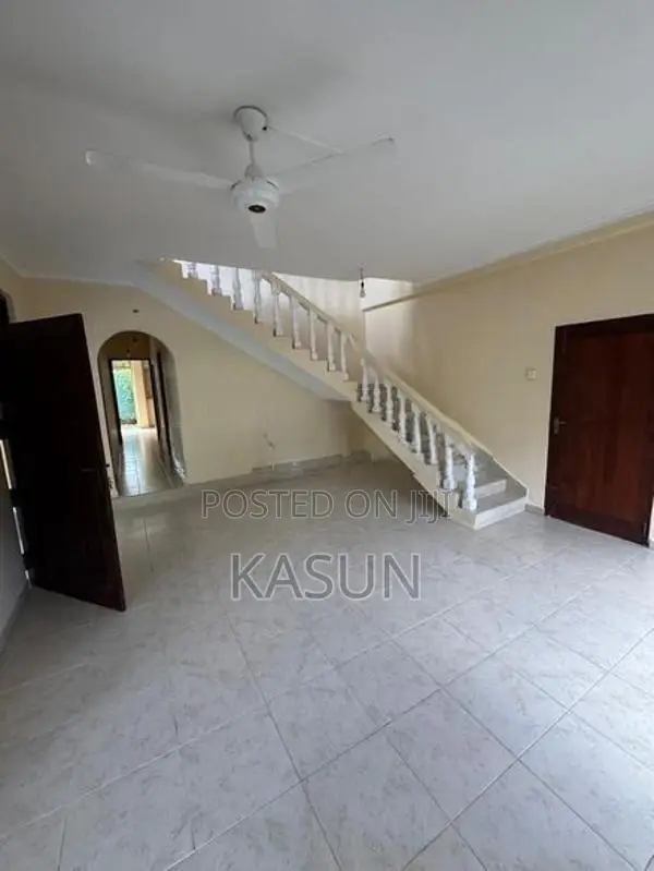 Spacious Two-Story House For Rent In Piliyandala
