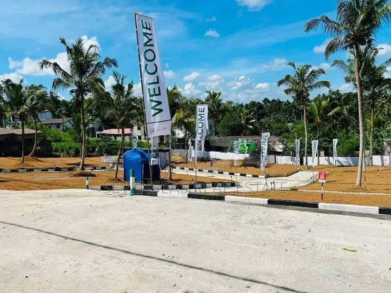 Land Blocks in Polgasowita