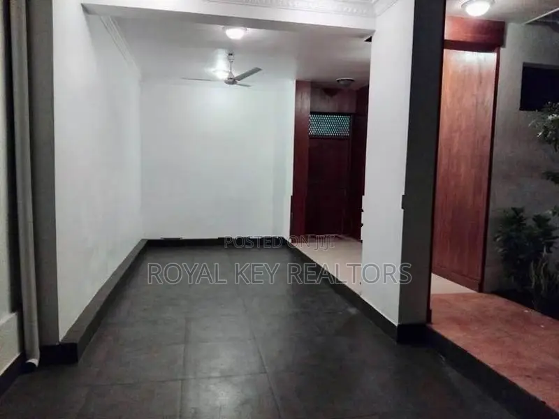 04 Bedroom - Furnished House For Rent In Battaramulla