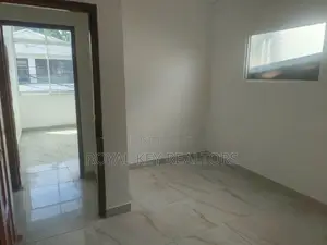 03 Bedroom - Unfurnished House For Rent In Colombo 06