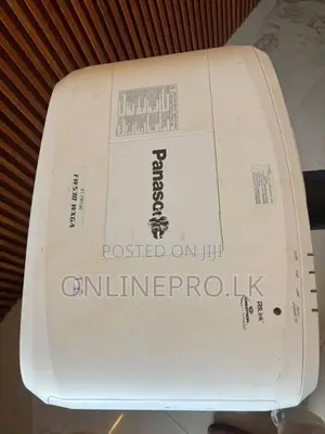 Panasonic PT-FW530U Projector