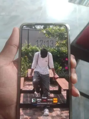 Samsung Galaxy S21 FE (Used)