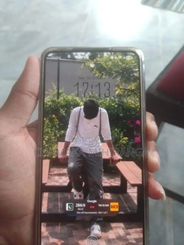 Samsung Galaxy S21 FE (Used)