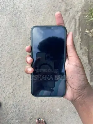 Apple iPhone 11 Pro 256GB (Used)