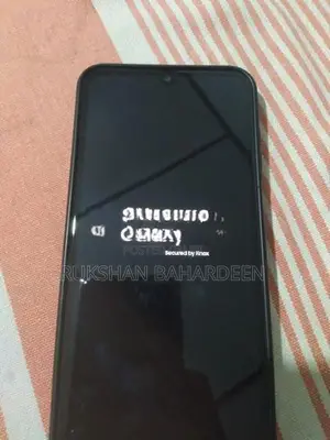 Samsung Galaxy Wide 7 (Used)