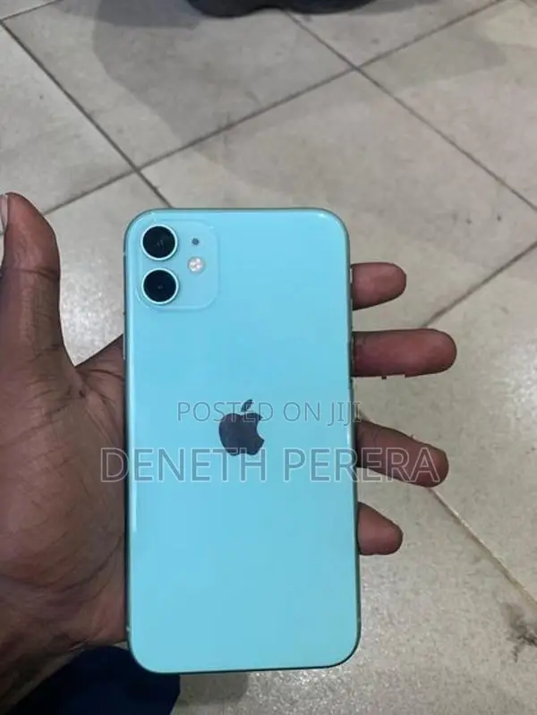 Apple iPhone 11 (Used)