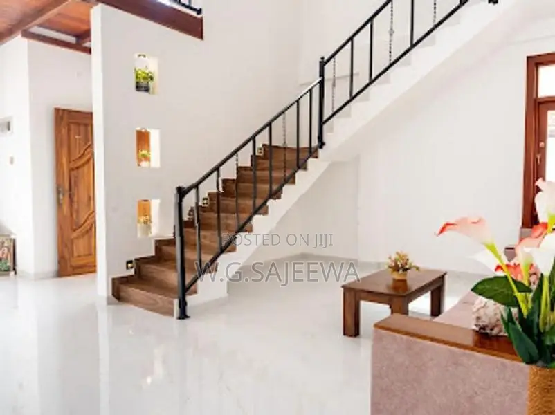 3bedroom fully Furnished 2story house for rent in Katuwapitiya, Negomb