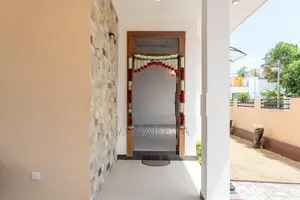 3bedroom fully Furnished 2story house for rent in Katuwapitiya, Negomb