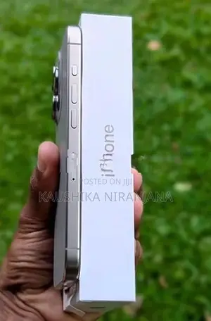 Apple iPhone 15 Pro (Used)