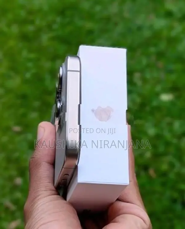 Apple iPhone 15 Pro (Used)